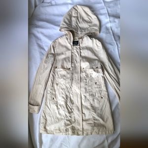 Cream minimalist raincoat w/ hood